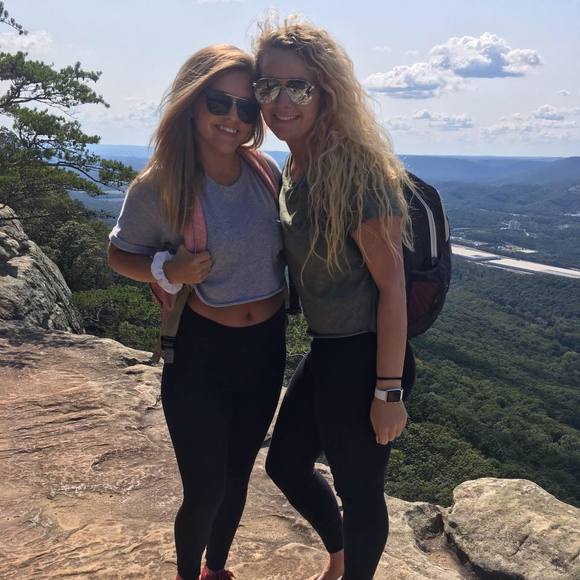 Meet your Posher, Lexie - Picture 1 of 1